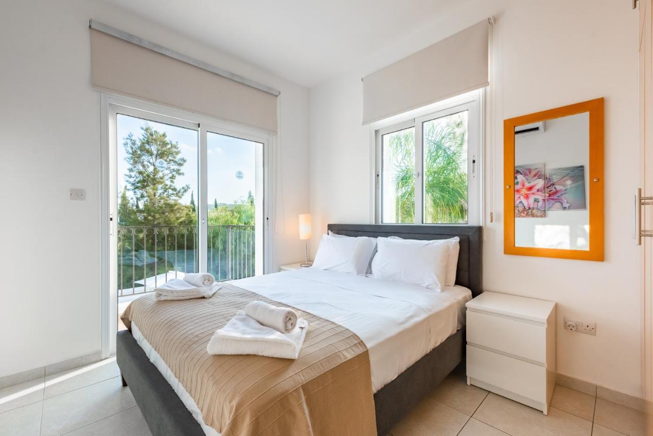 Villa Palm Breeze By Ezoria Villas Protaras Ngoại thất bức ảnh
